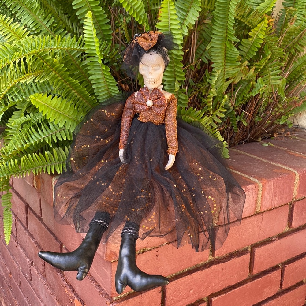 Cracker Barrel Halloween decor